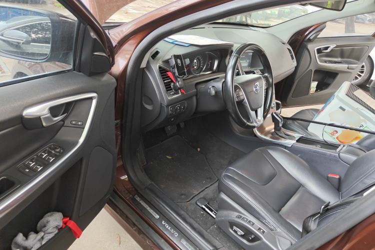 Used Volvo XC60 2015 T5 Smart Upgrade Model Driver Seat