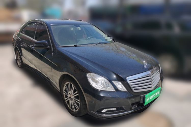 Used Mercedes-Benz E-Class 2009 E 300 Elegant Model
