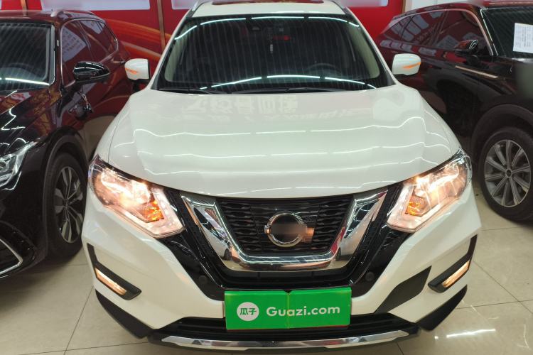 Used Nissan X-Trail 2019 2.5L CVT Smart Connect Luxury Edition 4WD
