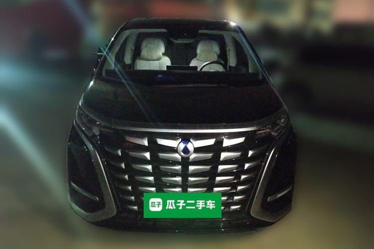 Used Denza D9 2024 DM-i 980 Four-Wheel Drive Prestige Model
