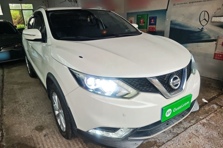 Used Nissan Qashqai 2017 2.0L CVT Elite Edition China V Standard Exterior 1