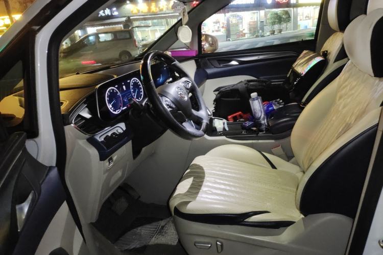 Used Buick GL8 2021 ES Landtrek 653T Comfort Edition
