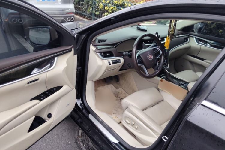 Used Cadillac XTS 2014 28T Platinum Edition
