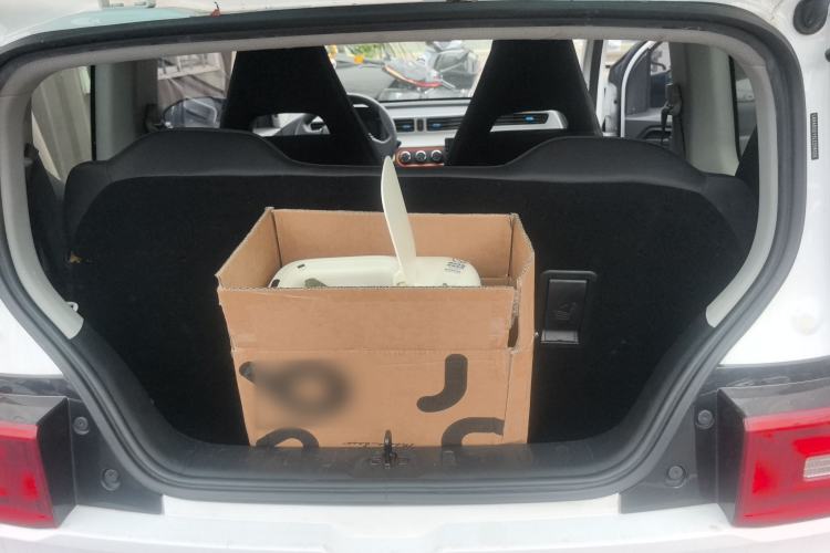 Used Wuling Hongguang MINIEV 2020 Zizai Version Lithium-NMC Trunk