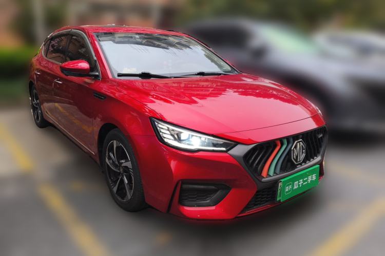 Used MG 6 New Energy 2020 1.5T Hybrid Leading Luxury Edition Front Right 45 Deg