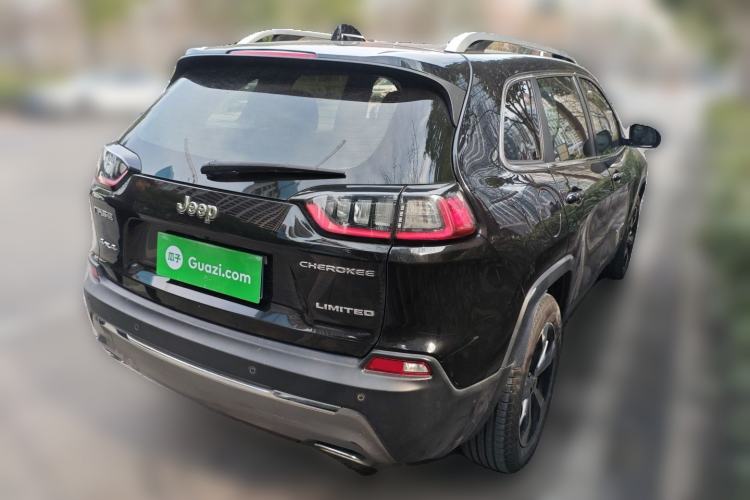 Used Jeep Cherokee 2019 2.0T Four-Wheel Drive Explorer Edition China V