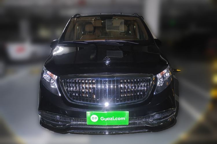 Used Mercedes-Benz Vito 2023 2.0T Elite Version 7 Seats Front