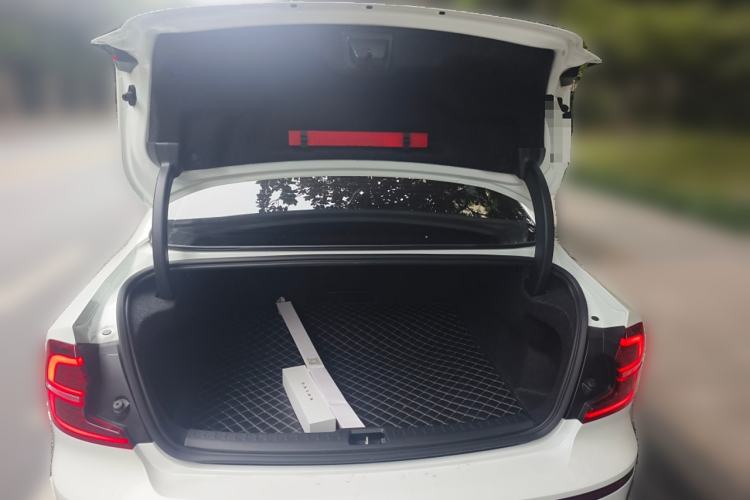 Used Volvo S60 2022 B4 Zhiyuan Luxury Edition