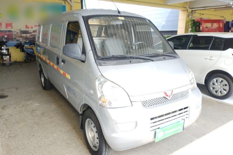 Used Wuling Rongguang 2019 1.5L Extended-Body Van Base Model with 2 Seats Front Right 45 Deg