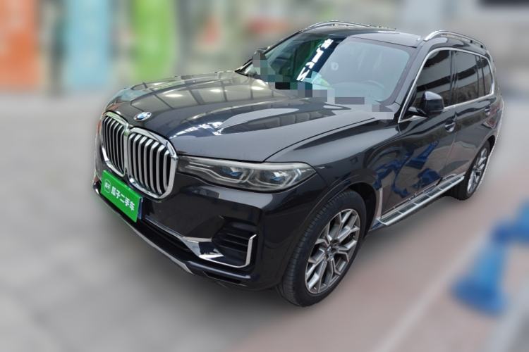 Used BMW X7 2019 xDrive40i Luxury Package with Leading Features