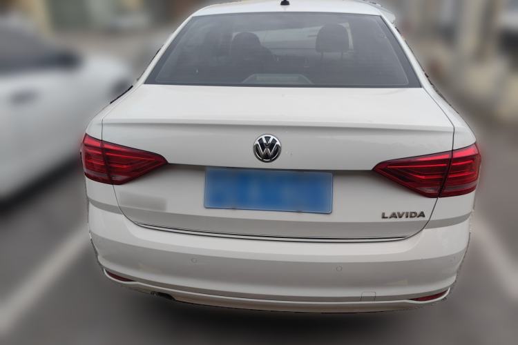 Used Volkswagen Lavida 2017 1.6L Automatic Comfort Edition