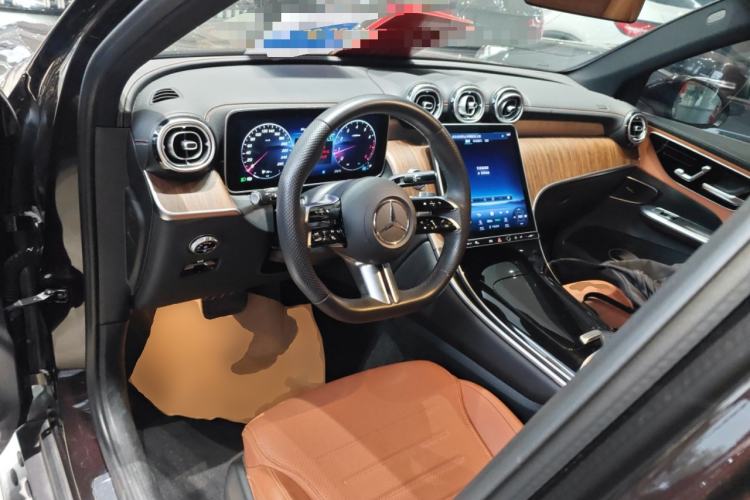 Used Mercedes-Benz GLC 2023 GLC 300 L 4MATIC Dynamic 7-Seater
