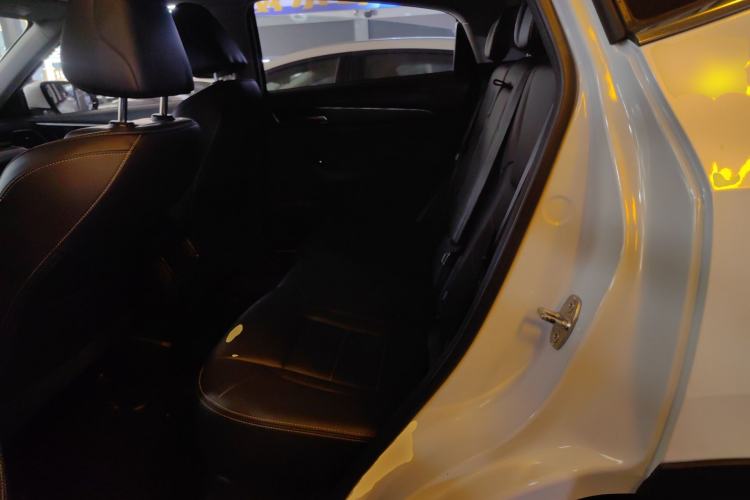 Used Haval F7 2020 1.5T Two-Wheel Drive iCool Left Rear Seat