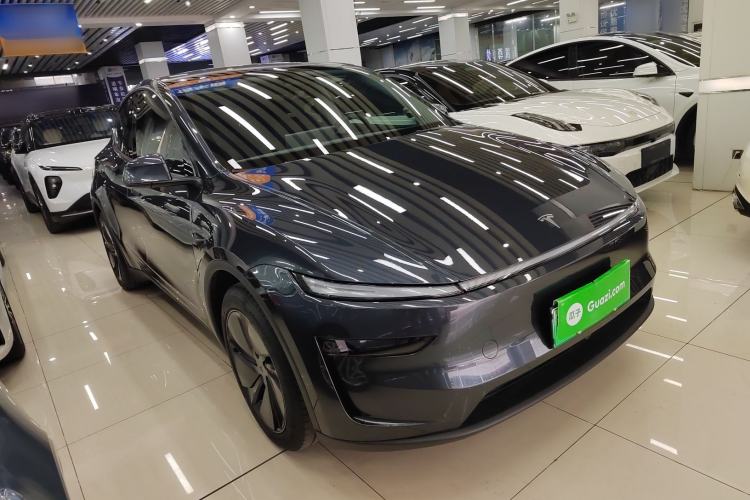 Used Tesla Model Y 2025 Rear-Wheel-Drive Version
