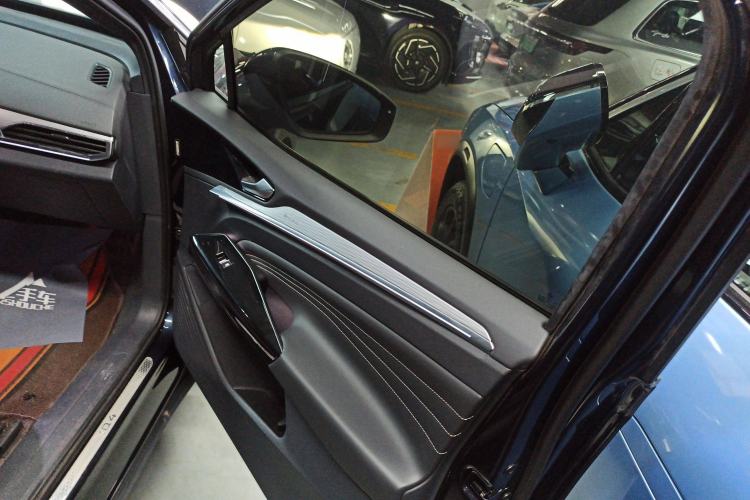 Used Volkswagen ID.4 CROZZ 2022 Long-Range PURE+ Edition