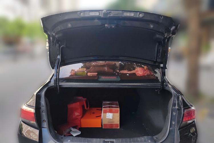 Used Venucia D60 2018 1.6L CVT Smart Connect Elite Edition
