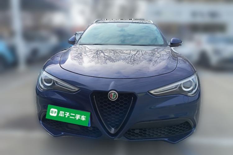 Used Alfa Romeo Stelvio 2017 2.0T 200HP Elite Edition Front