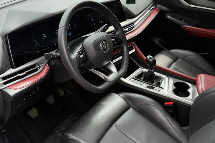 Used CHANGAN CS55PLUS 2022 Blue Whale Edition 1.5T Manual Luxury Model
