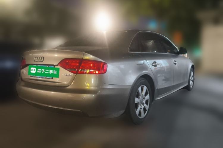 Used Audi A4L 2011 2.0 TFSI Comfort Model
