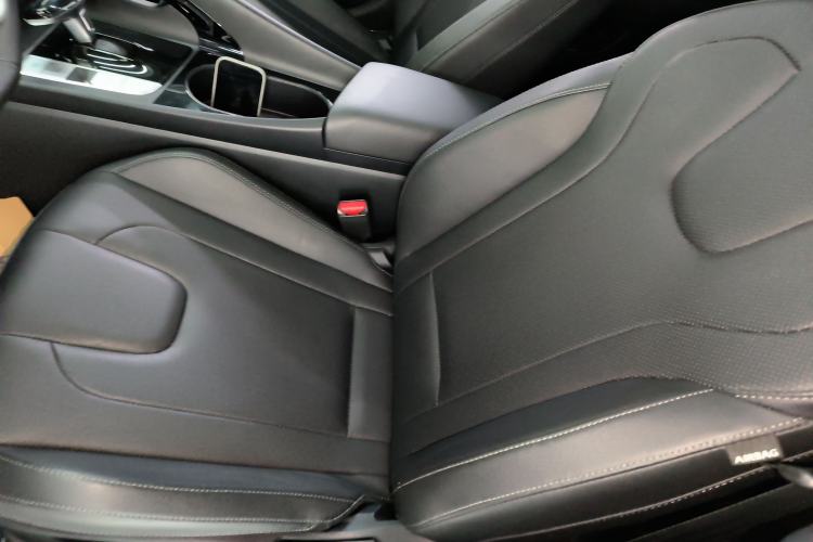 Used Hyundai Elantra 2023 1.5L CVT GLX Elite Edition Left Front Seat