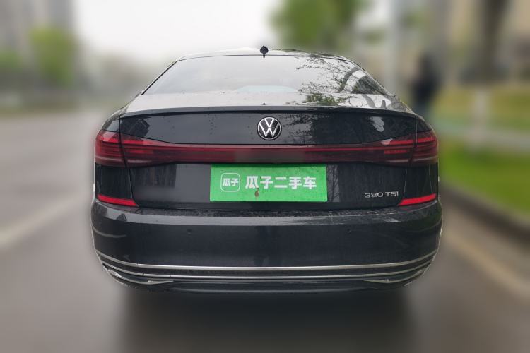 Used Volkswagen Passat 2025 Outstanding Model 380TSI Starry Dragon Glorious Edition
