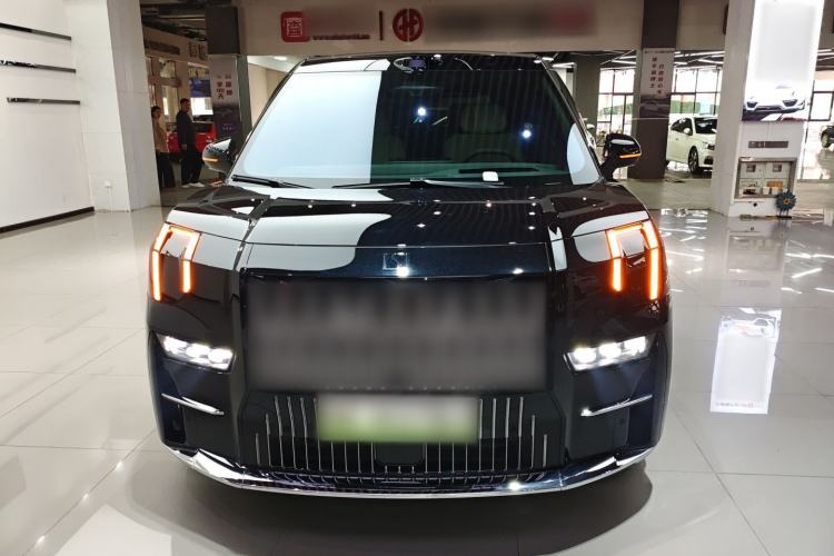 Used Zeekr 009 2024 Six-Seat Executive Version 4WD 108 kWh