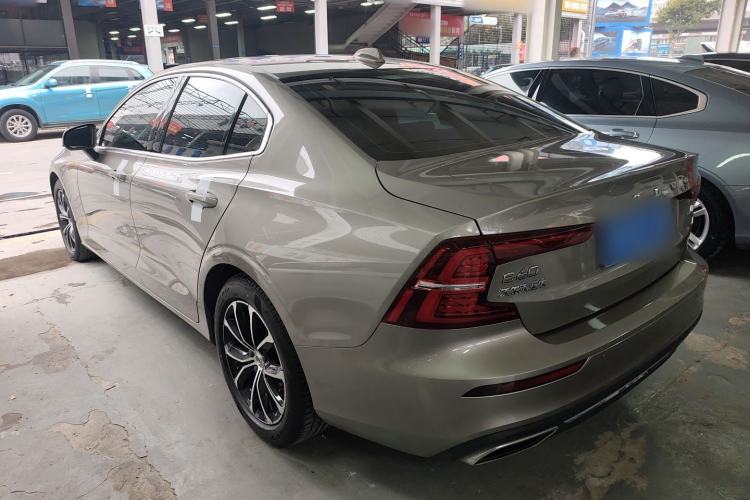 Used Volvo S60 2022 B4 Zhiyi Luxury Edition