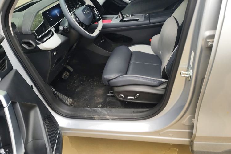 Used Geely Auto FX11 2024 1.5TD DCT Flagship Edition