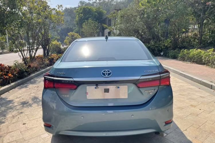 Used Toyota Corolla 2017 Revised Dual-Engine 1.8L E-CVT Leading Edition
