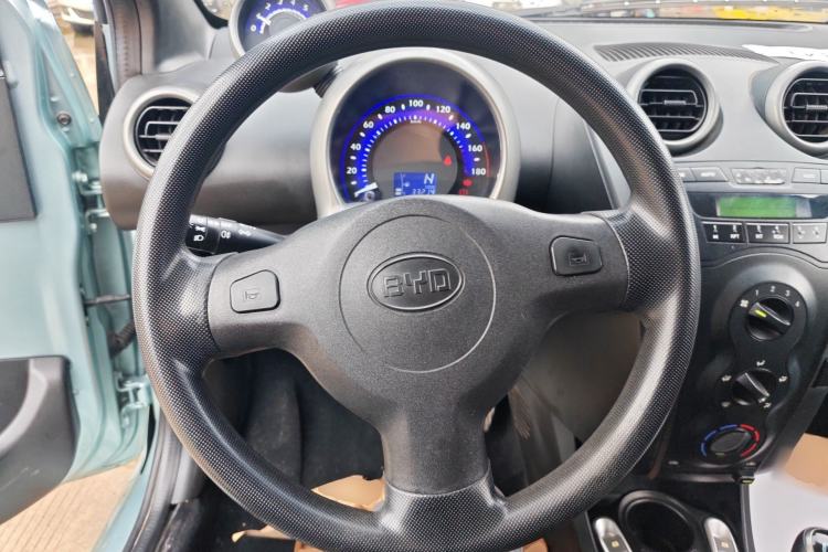 Used BYD F0 2013 1.0L AMT XuanKu Model Steering Wheel