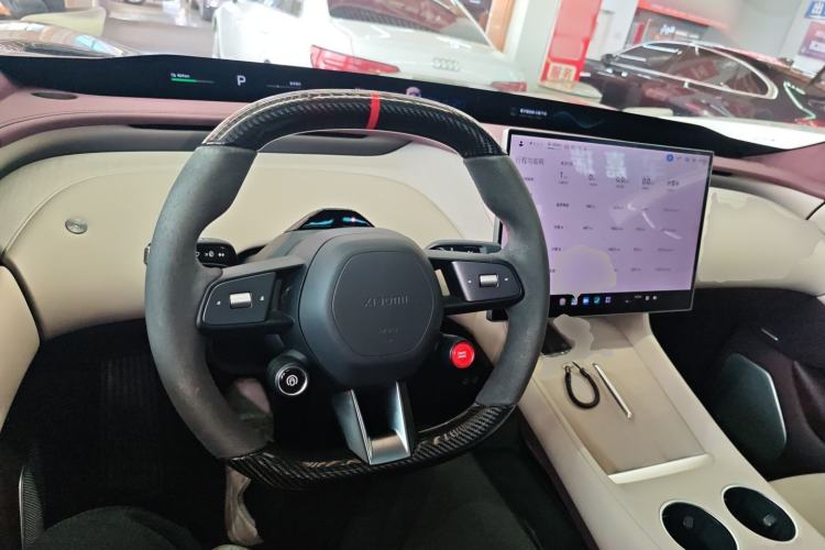 Used Xiaomi Auto YU7 2025 Ultra-Long Range High-Performance All-Wheel-Drive Max Edition
