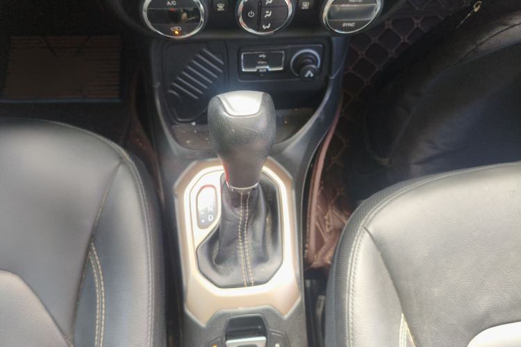 Used Jeep Renegade 2016 1.4T Automatic Smart Edition