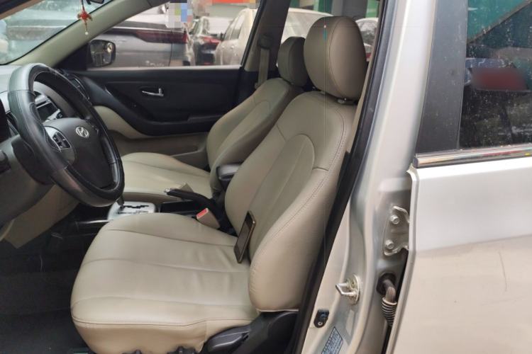 Used Hyundai Celesta 2011 1.6L Automatic Luxury Version
