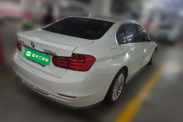 Used BMW 3 Series 2014 320Li Luxury Design Package
