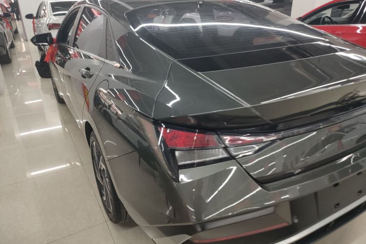 Used Hyundai Elantra 2023 1.5L CVT GLX Elite Edition Rear Left 45 Deg