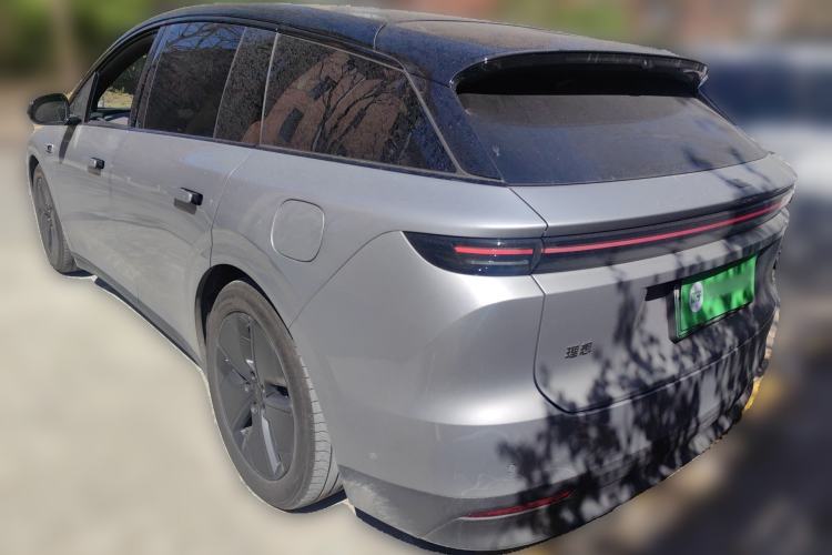 Used Li Auto i6 2025 Model Two-Wheel-Drive Standard Type Rear Left 45 Deg