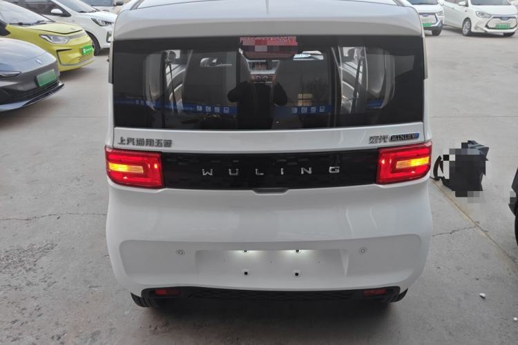 Used Wuling Hongguang MINIEV 2022 Easy Version Lithium Iron Phosphate
