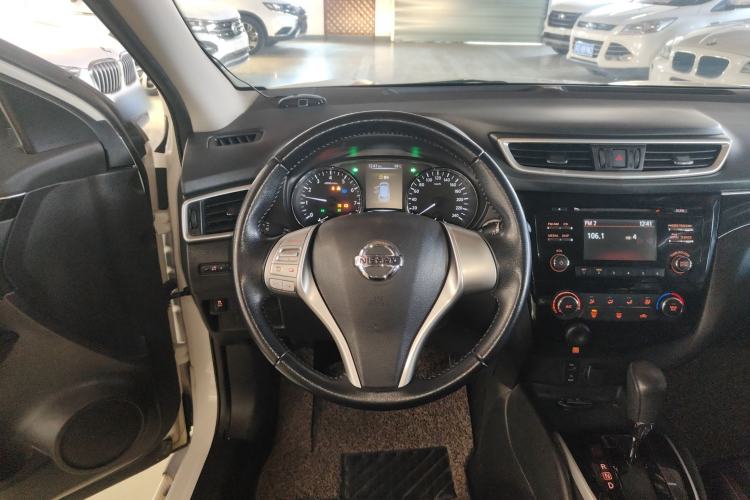 Used Nissan Qashqai 2016 2.0L CVT Luxury Edition
