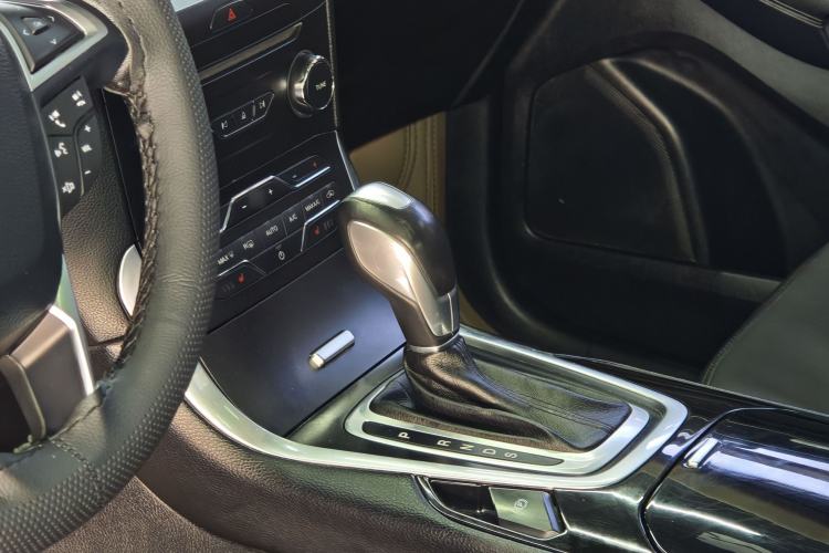 Used Ford Edge 2016 EcoBoost 245 Two-Wheel-Drive Titanium 7-Seater