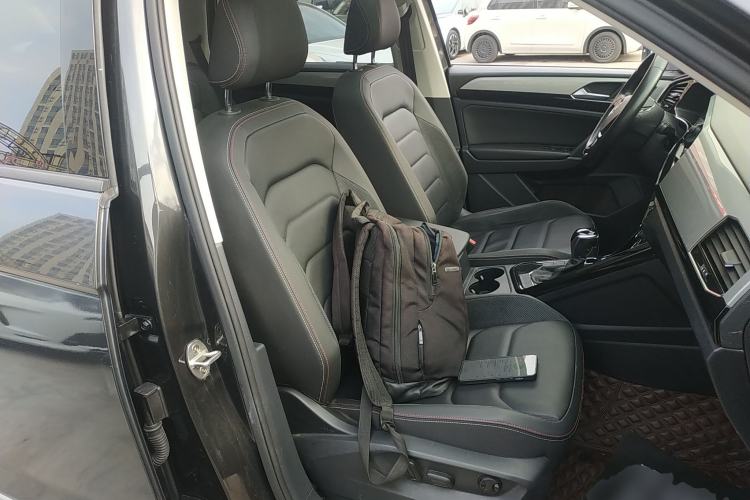 Used Volkswagen Tayron 2019 330TSI Two-Wheel Drive Luxury Model China VI Standard