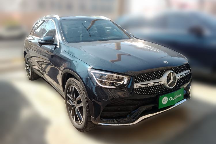 Used Mercedes-Benz GLC 2021 GLC 260 L 4MATIC Luxury Model Front Right 45 Deg