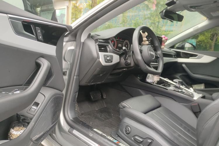 Used Audi A5 2023 Sportback 40 TFSI quattro Luxury Dynamic Edition Driver Seat