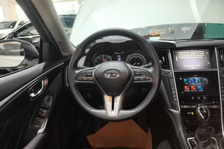 Used Infiniti Q50L 2022 2.0T Comfort Edition
