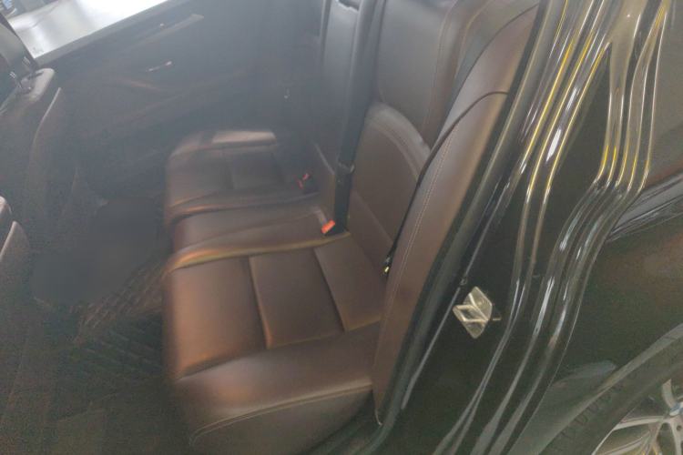 Used BMW 5 Series 2014 525Li Luxury Design Package