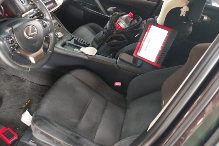 Used Lexus CT 2014 CT200h Elite Edition Monochrome Left Front Seat