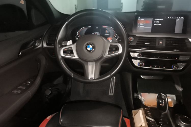 Used BMW X4 2021 xDrive 25i M Sport Night Edition package Steering Wheel