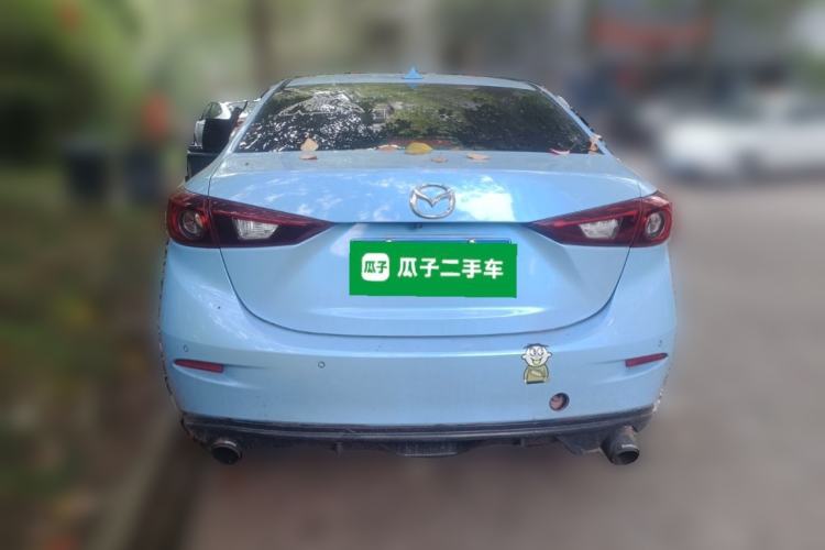 Used Mazda 3 Axela 2016 Sedan 1.5L Manual Luxury Model