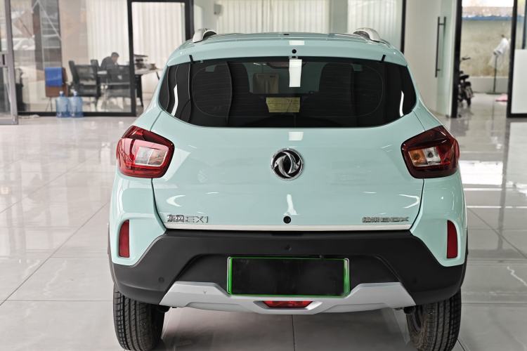 Used Dongfeng NAMMI BOX 2022 Revised Light Wind Edition 201 km Standard Version