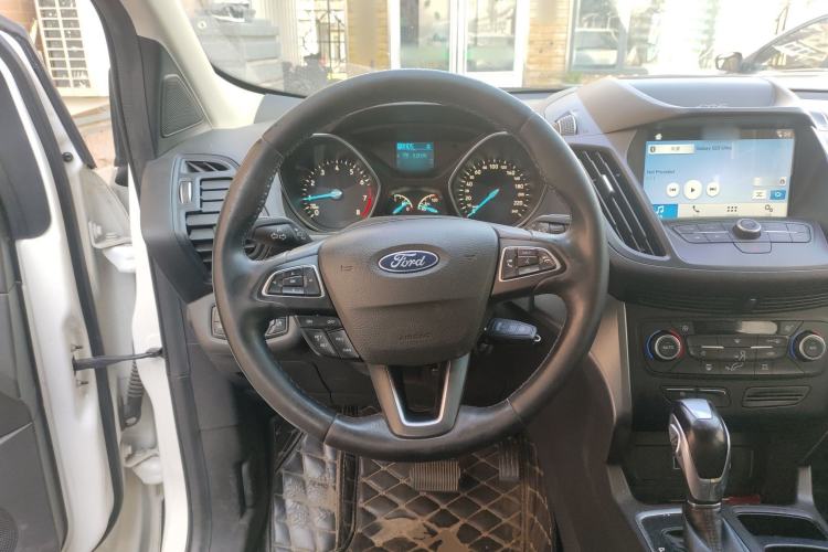 Used Ford Kuga 2019 EcoBoost 180 Two-Wheel-Drive Platinum Edition China V Standard Steering Wheel