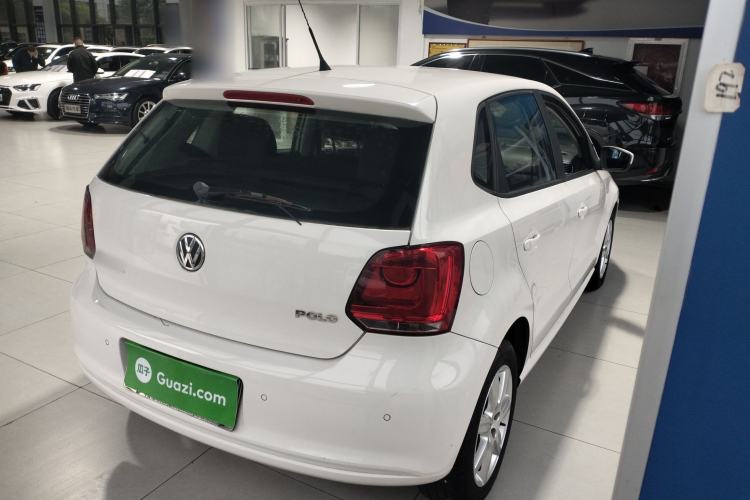 Used Volkswagen Polo 2013 1.4L Automatic Comfort Edition Rear Right 45 Deg